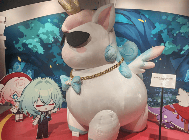 搓澡巾、浪漫古士、白厄呆毛！上海游戏博物馆翁法罗斯特展好离谱