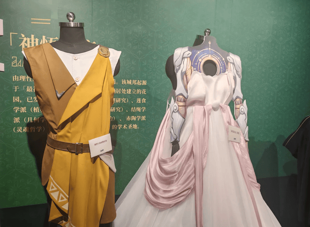 搓澡巾、浪漫古士、白厄呆毛！上海游戏博物馆翁法罗斯特展好离谱